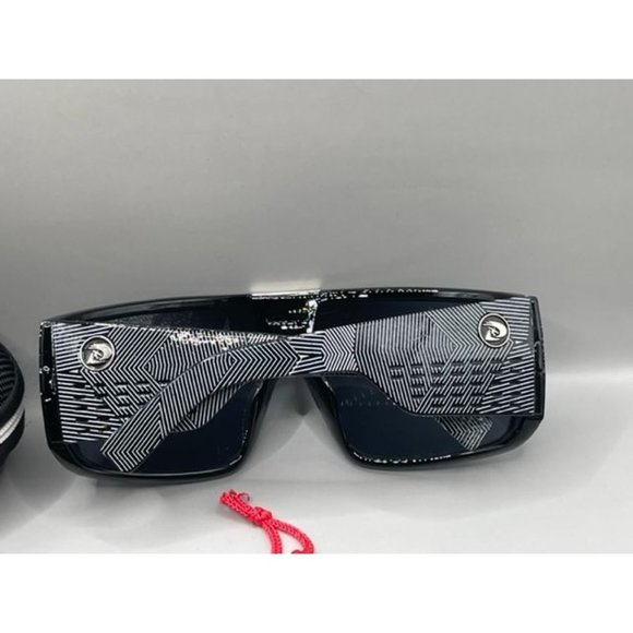 New Dubery Sunglasses LAST ONE! - Picture 4 of 4